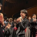 岸井ゆきの、涙ながらに監督と抱擁も　浅野忠信「自然に涙が流れ…」カンヌ「ある視点」部門で公式上映『すべて真夜中の恋人たち』・画像