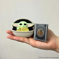 手のひらサイズとグローグーのチャームケース付き！「STARWARS マンダロリアン アクセサリーBOOK GROGU」予約受付中・画像