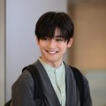 「最高オブ最高」話題沸騰！芦田愛菜＆高橋文哉「南田南弁護士は天才肌」エスカレーターの“ズン・チャ・チャ”シーン公開・画像