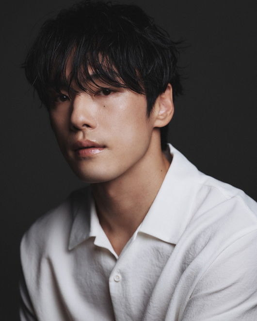 キム・ジョンヒョン