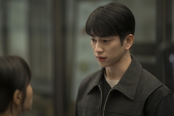 パク・ジニョン